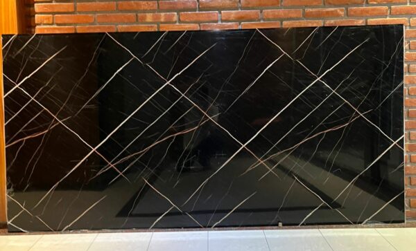 PLACAS PVC MARQUINA 1.22X2.44
