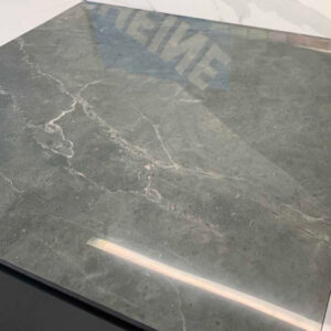 PORCELLANATO SURIA GREY 57X57 PULIDO