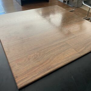 MADERA BRILLANTE CLARA/OSCURA 56X56 LOURDES - Image 4