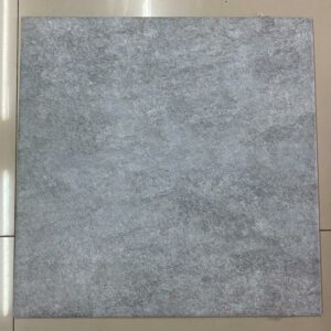 PIEDRA GRIS 56X56 LOURDES
